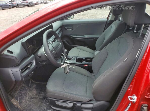3KPFT4DE4SE137242 2025 KIA K4 Red Front interior view