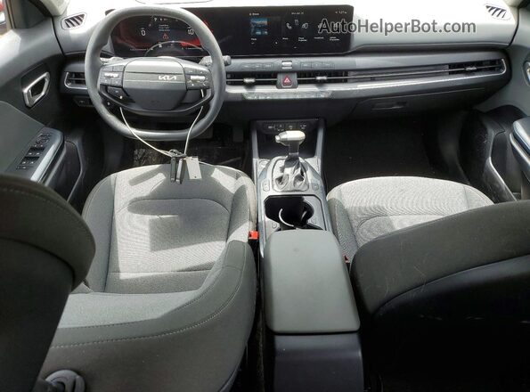 3KPFT4DE4SE137242 2025 KIA K4 Red Dashboard view