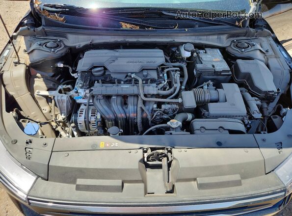 3KPFT4DE4SE160908 2025 KIA K4 Black Vista interior trasera