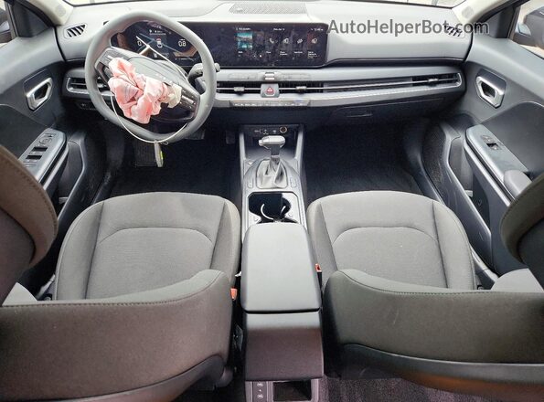 3KPFT4DE4TE262274 2026 KIA K4 Black Dashboard view