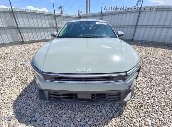 3KPFT4DE4TE354890 2026 KIA K4 Blue Front view