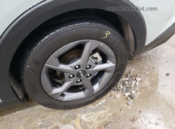 3KPFT4DE5SE008829 2025 KIA K4 Gray 