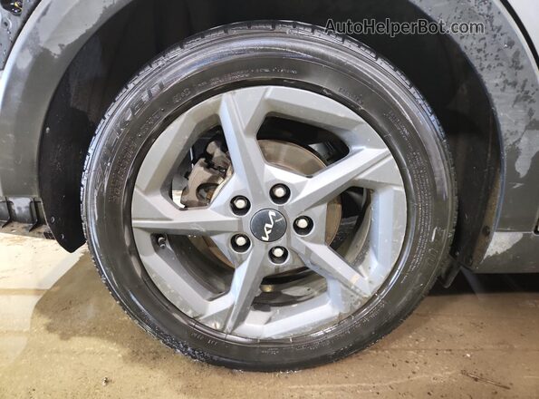 3KPFT4DE5SE020981 2025 KIA K4 Gray 
