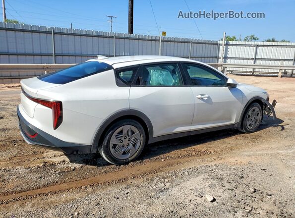 3KPFT4DE5SE148170 2025 KIA K4 White Rear right