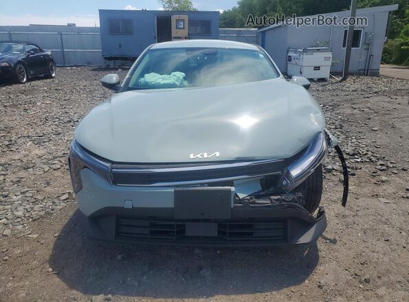 3KPFT4DE5SE149609 2025 KIA K4 Серый Вид спереди
