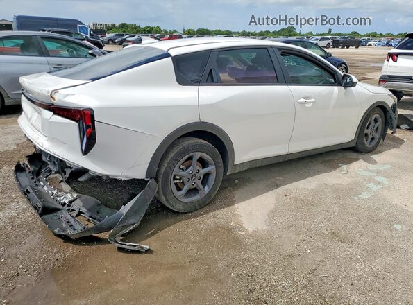 3KPFT4DE5SE225409 2025 KIA K4 White Rear right