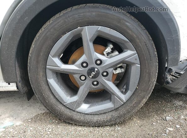 3KPFT4DE5SE225409 2025 KIA K4 White 