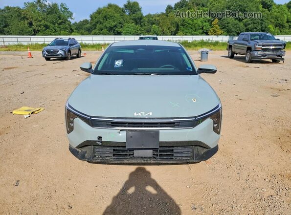 3KPFT4DE5TE252840 2026 KIA K4 Blue Widok z przodu