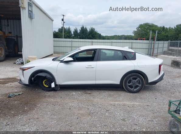 3KPFT4DE6SE116134 2025 KIA K4 Белый Панорамный вид салона 360°