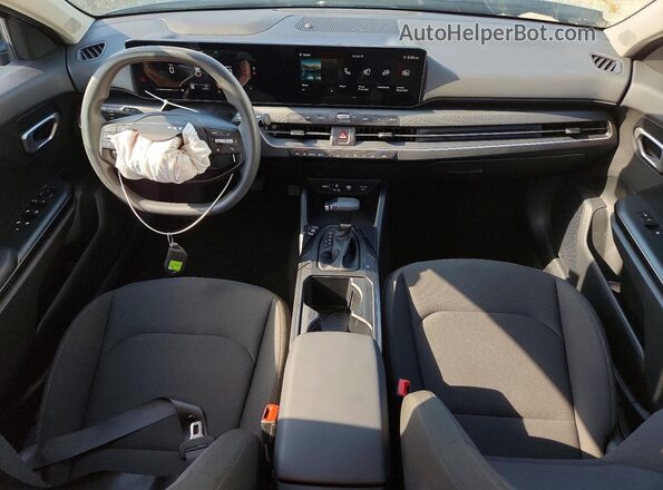 3KPFT4DE6TE251003 2026 KIA K4 Серый Вид панели приборов