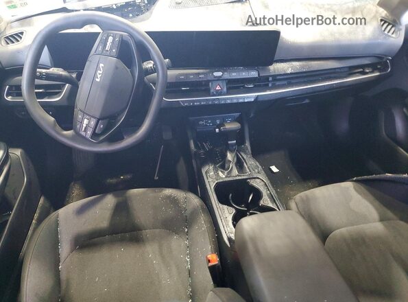 3KPFT4DE7SE021288 2025 KIA K4 Black Вид панелі приладів