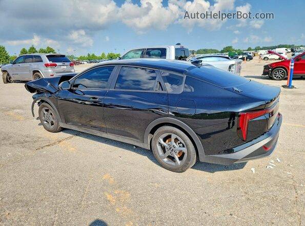 3KPFT4DE7SE053027 2025 KIA K4 Black Rear left