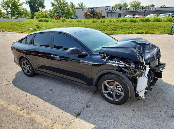 3KPFT4DE7SE053027 2025 KIA K4 Black 