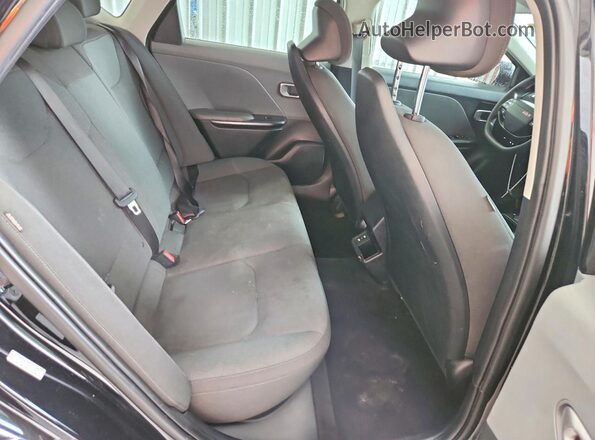 3KPFT4DE8SE005410 2025 KIA K4 Черный Вид задних сидений
