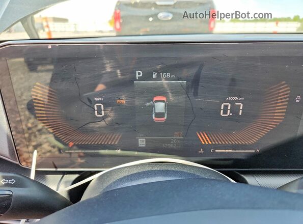3KPFT4DE8SE032347 2025 KIA K4 Black Vista del cuadro de instrumentos