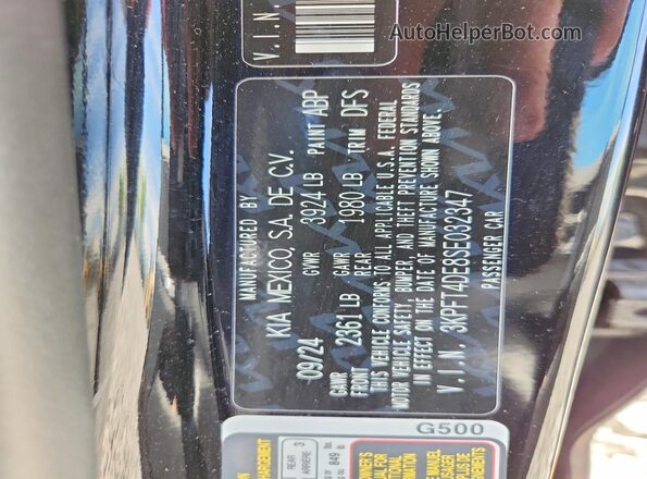 3KPFT4DE8SE032347 2025 KIA K4 Black Vista del compartimento del motor