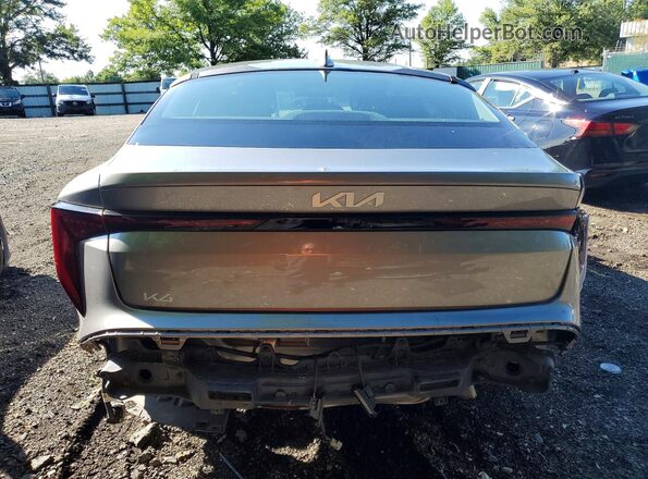 3KPFT4DE8SE062190 2025 KIA K4 Gray Հետևի տեսք