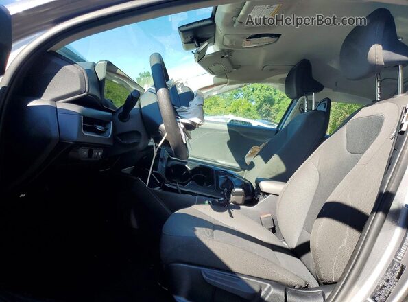 3KPFT4DE8SE062190 2025 KIA K4 Gray Սալոնի դիմացի տեսք