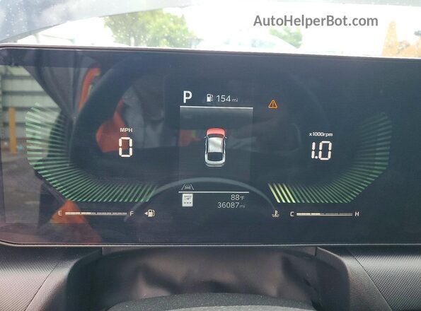 3KPFT4DE8SE097134 2025 KIA K4 Black Instrument cluster view