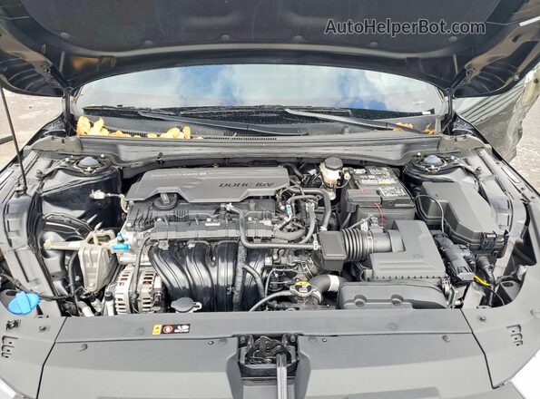 3KPFT4DE8SE097134 2025 KIA K4 Black Rear interior view