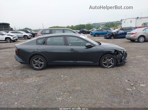 3KPFT4DE8SE097201 2025 KIA K4 Gray Vista interior trasera