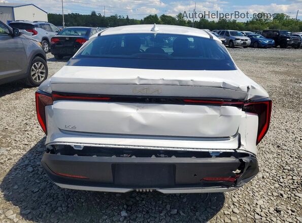 3KPFT4DE8SE119682 2025 KIA K4 White Rear view