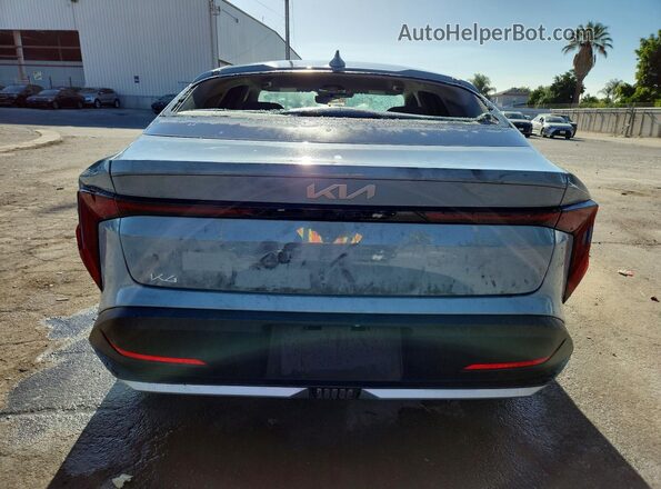 3KPFT4DE8SE133405 2025 KIA K4 Green Հետևի տեսք