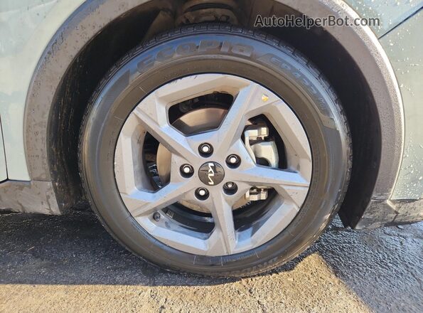 3KPFT4DE8SE133405 2025 KIA K4 Green 