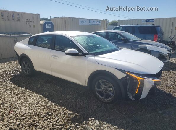 3KPFT4DE8TE341723 2026 KIA K4 White 
