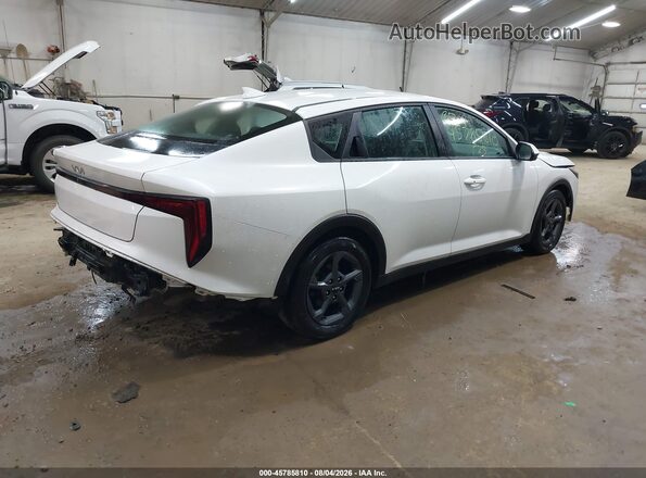 3KPFT4DE9SE094856 2025 KIA K4 White Tył prawy