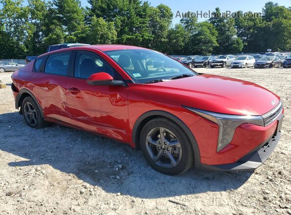 3KPFT4DEXSE006655 2025 KIA K4 Red Front right