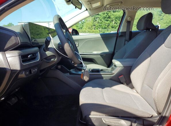 3KPFT4DEXSE006655 2025 KIA K4 Red Front interior view