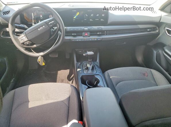 3KPFT4DEXSE019826 2025 KIA K4 Turquoise წინა პანელის ხედი