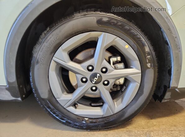 3KPFT4DEXSE044838 2025 KIA K4 Gray 