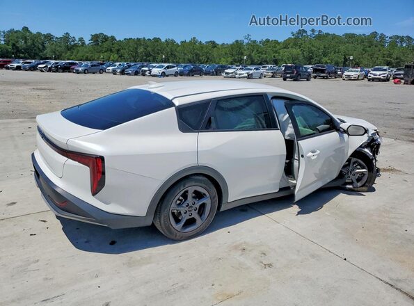 3KPFT4DEXSE048100 2025 KIA K4 White Rear right