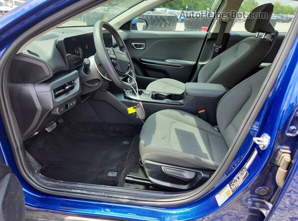 3KPFT4DEXSE089116 2025 KIA K4 Blue Vista interior delantera