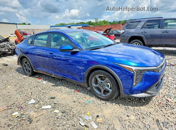 3KPFT4DEXSE089116 2025 KIA K4 Blue Delantero derecho
