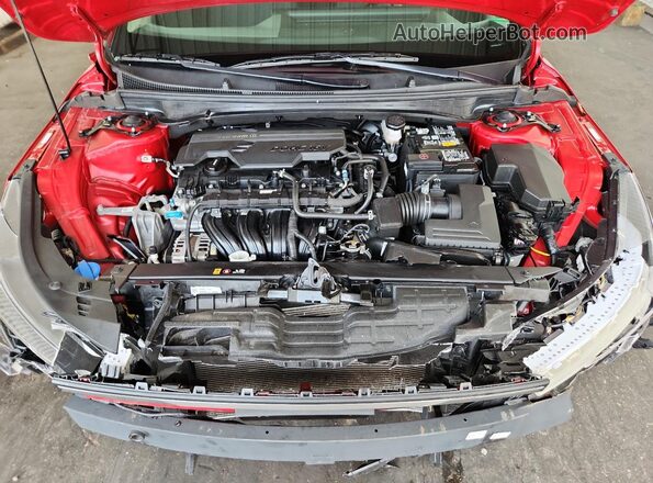 3KPFT4DEXSE104228 2025 KIA K4 Red Սալոնի 360 աստիճան տեսք