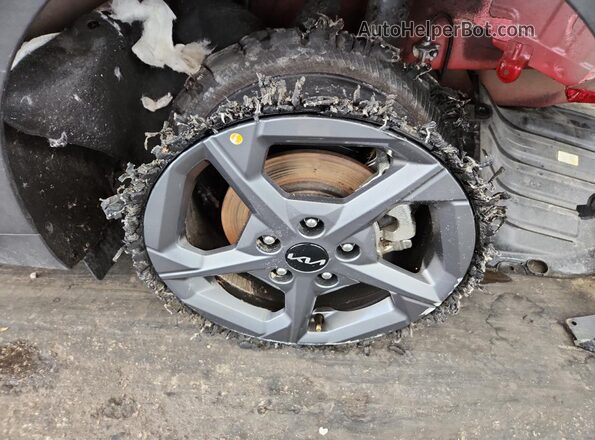 3KPFT4DEXSE104228 2025 KIA K4 Red 