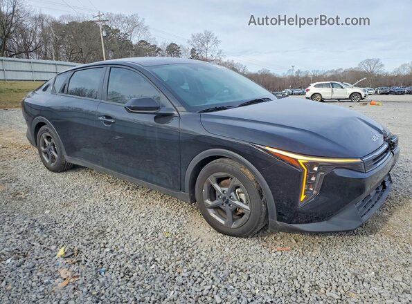 3KPFT4DEXSE109574 2025 KIA K4 Black Front right
