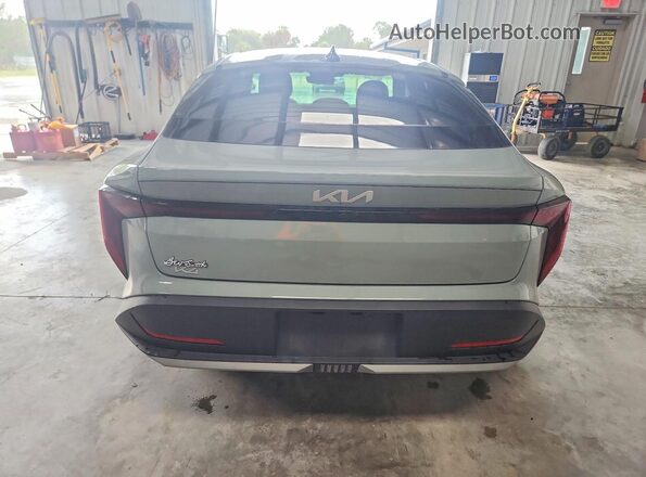 3KPFT4DEXSE120204 2025 KIA K4 Silver Vista trasera