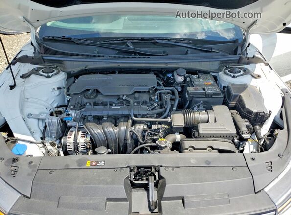 3KPFT4DEXSE142414 2025 KIA K4 White Սալոնի հետևի տեսք