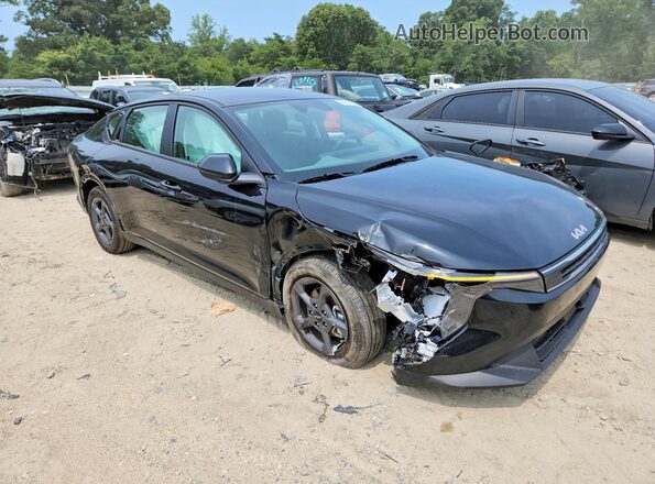 3KPFT4DEXSE222425 2025 KIA K4 Черный Передняя правая четверть