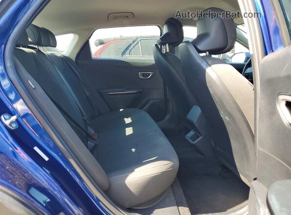 3KPFT4DEXTE260674 2026 KIA K4 Blue Vista de los asientos traseros
