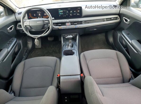 3KPFT4DEXTE310828 2026 KIA K4 Gray წინა პანელის ხედი