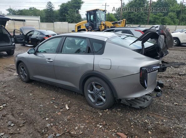 3KPFT4DEXTE310828 2026 KIA K4 Gray სალონის 360-გრადუსიანი ხედი