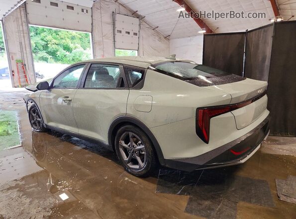 3KPFT4DEXTE339701 2026 KIA K4 Gray Հետևի ձախ