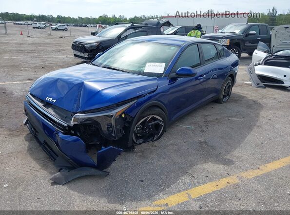3KPFU4DE0SE208143 2025 KIA K4 Blue Vista tres cuartos delantera izquierda