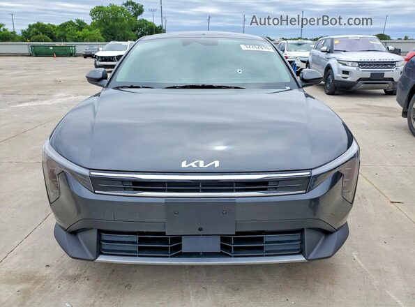 3KPFU4DE1SE127264 2025 KIA K4 Gray წინა ხედი