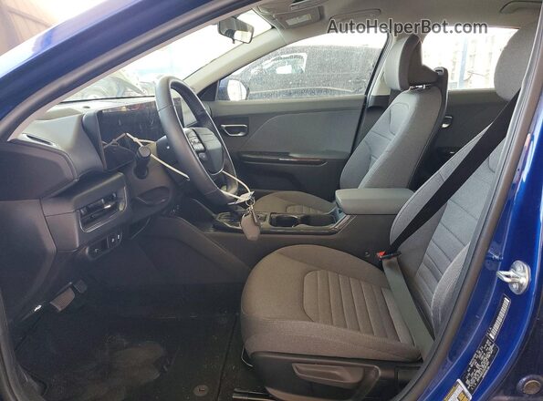 3KPFU4DE2SE081685 2025 KIA K4 Blue Front interior view